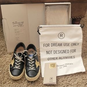 Golden Goose Hi-Star Sneakers - Black with gold star - size 37